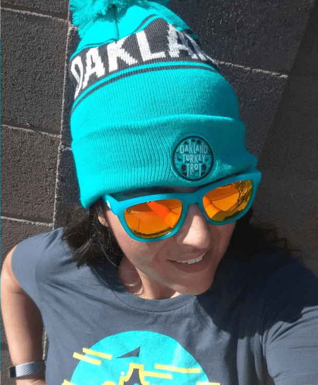 The design and colors of the Oakland Turkey Trot 5k really caught my attention.