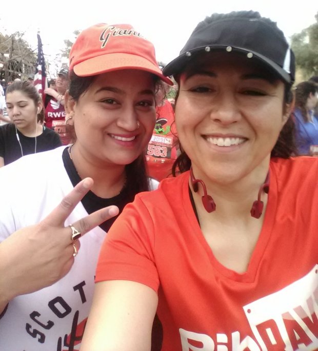 Making friends with total strangers! That’s what race day is about.